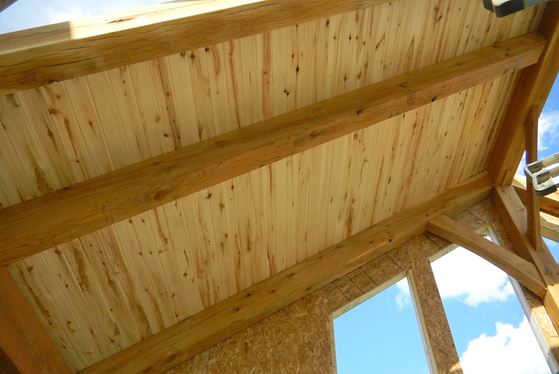 The aspen really complements the white oak beams nicely.