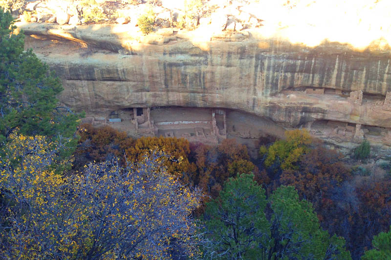 Another small cliff dwelling. The dwellings were originally covered in red, yellow and white plaster, some of which is still visible here.