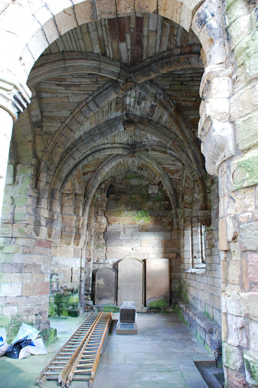 <h3>Jedburgh Abbey</h3>These vaulted ceilings were originally plastered and painted.