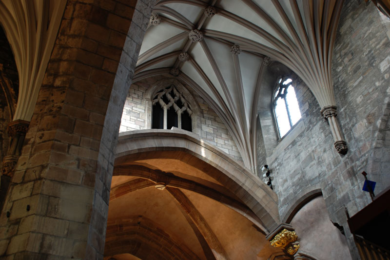 <h3>St. Giles Cathedral</h3>Several sections of the vaulted ceiling have been restored.