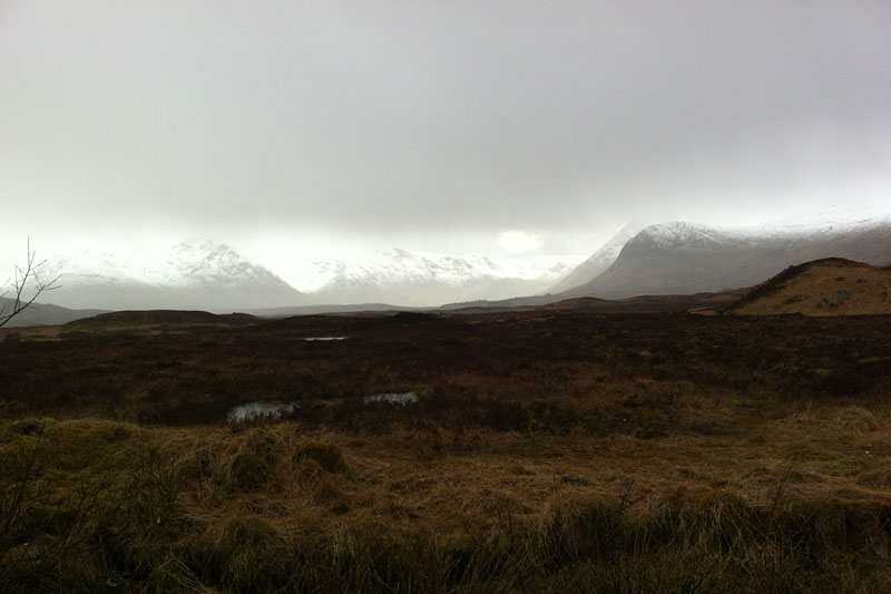 In the morning, we reversed course and drove to the northern end of Skye.