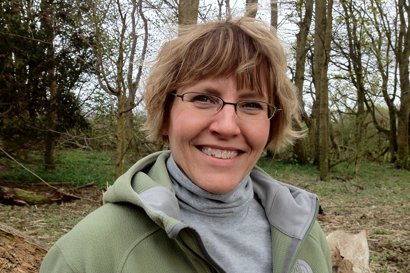 Here's my lovely wife in Pollok Country Park in Glasgow. <span class='myGreyFont'>[End of series. <a href='../index.html'>Return</a> to the Photos page.]</span>